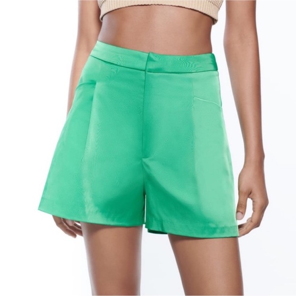 zara green satin shorts - Picture 1 of 12